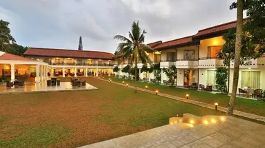 HIBISCUS BEACH HOTEL