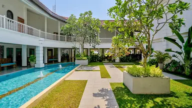 Hibiscus Beach Hotel
