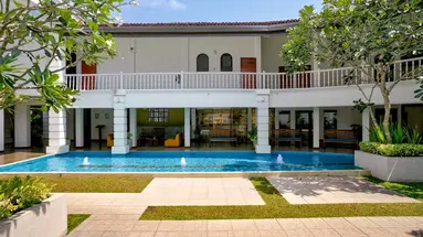 Hibiscus Beach Hotel