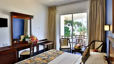Hibiscus Beach Hotel