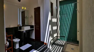 HIBISCUS BEACH HOTEL
