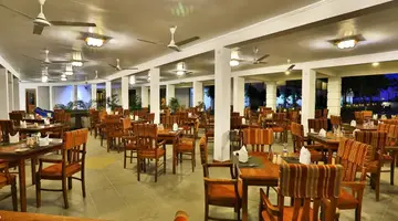 HIBISCUS BEACH HOTEL