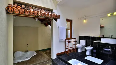 HIBISCUS BEACH HOTEL