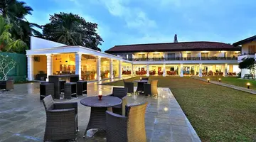 Hibiscus Beach