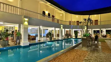 Hibiscus Beach