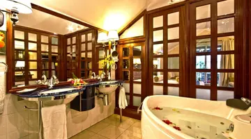 Hibiscus Boutique Hotel