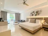 HIDEAWAY AT ROYALTON PUNTA CANA
