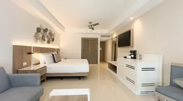 HIDEAWAY AT ROYALTON PUNTA CANA