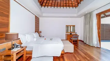 Hideaway Beach Resort & Spa Maldives