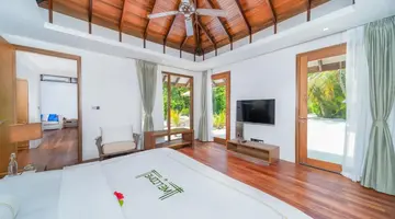 Hideaway Beach Resort & Spa Maldives