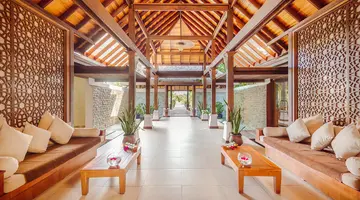 HIDEAWAY BEACH RESORT & SPA