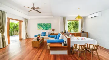 HIDEAWAY BEACH RESORT & SPA