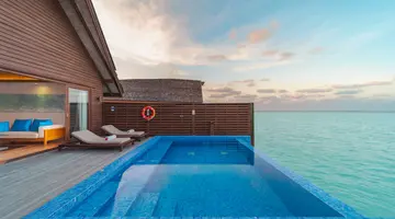 HIDEAWAY BEACH RESORT & SPA
