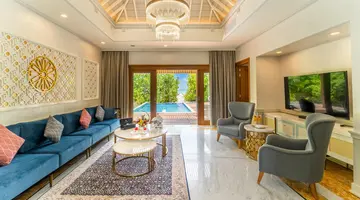 HIDEAWAY BEACH RESORT & SPA