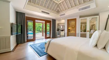 HIDEAWAY BEACH RESORT & SPA