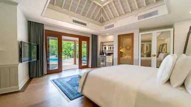 HIDEAWAY BEACH RESORT & SPA
