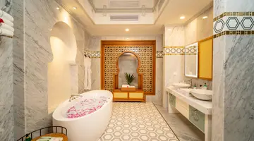 HIDEAWAY BEACH RESORT & SPA