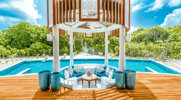 HIDEAWAY BEACH RESORT & SPA