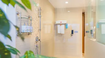 HIDEAWAY BEACH RESORT & SPA