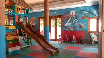 HIDEAWAY BEACH RESORT & SPA