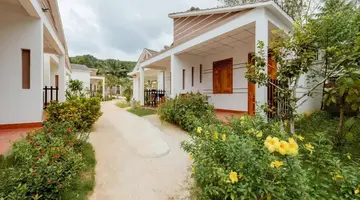 HIEN MINH BUNGALOW