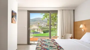 High Beach Resort and Spa