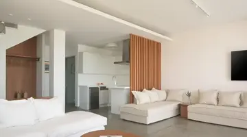 High Beach Resort and Spa