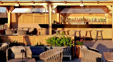 High Beach Resort