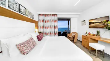 High Beach Resort