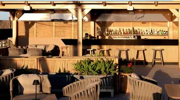 High Beach Resort