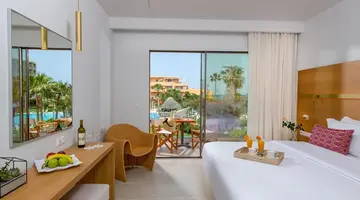 High Beach Resort