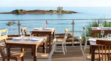 High Beach Resort