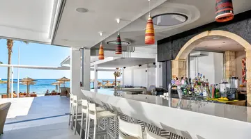 High Beach Resort