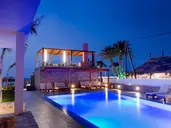 High Beach White The Villa Collection (A