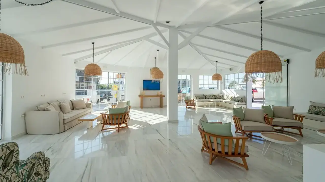 High Beach White the Villa Collection (A