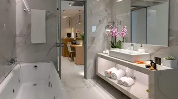 High Beach White The Villa Collection (A
