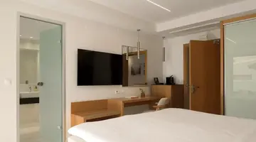 High Beach White