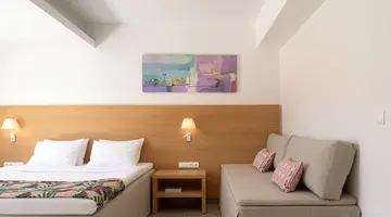 HIGH BEACH