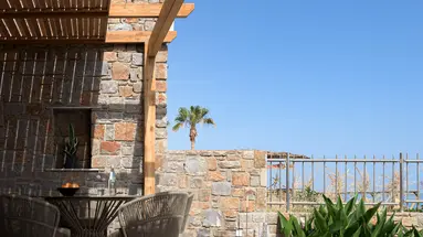 HIGH BEACH