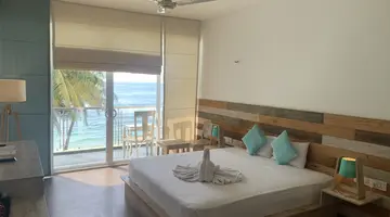HIKKADUWA BEACH