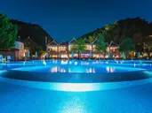 Hillside Beach Club