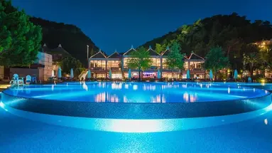 Hillside Beach Club