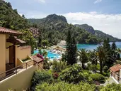 Hillside Beach Club