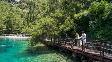 HILLSIDE BEACH CLUB
