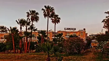 Hilltop Gardens