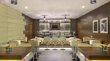 Hilton Garden Inn Dubai Al Muraqabat