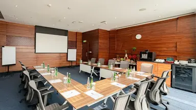 Hilton Garden Inn Dubai Jumeirah