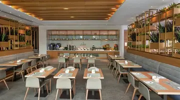 Hilton Garden Inn Dubai, Mall Avenue (former Hilton Garden Inn Hotel Mall of Emirates)