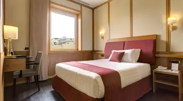 HILTON GARDEN INN ROME COLOSSEUM