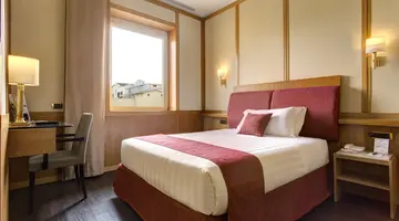 HILTON GARDEN INN ROME COLOSSEUM